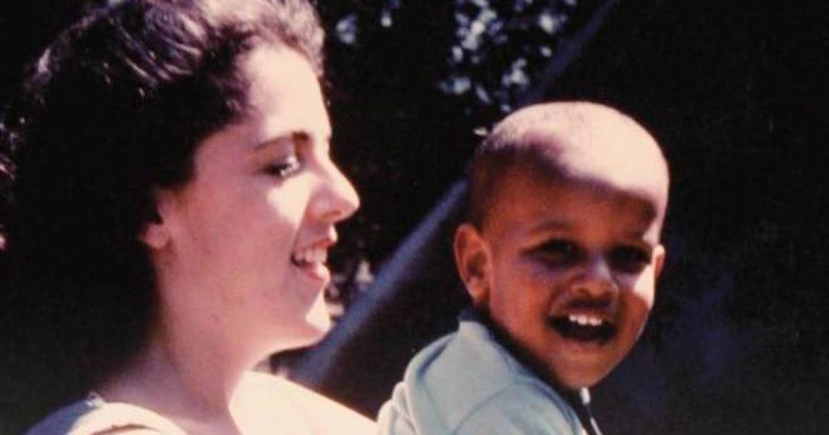 Obama’s ALLEGED Mother, Stanley Ann Dunham, Was 2680 Miles Away When Barack Was Born