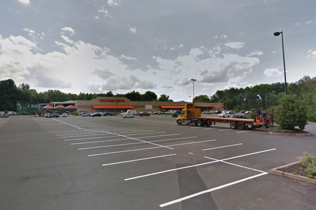 CONNECTICUT: Cow Escapes Butcher, Muslims Chase it Down and Slaughter it in Home Depot Parking Lot