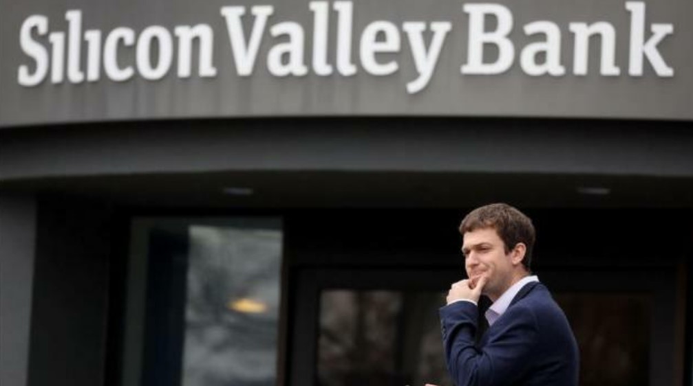 SVB’s London Bankers Received Up To $36 Million In Bonuses Days After BoE-Orchestrated Bailout