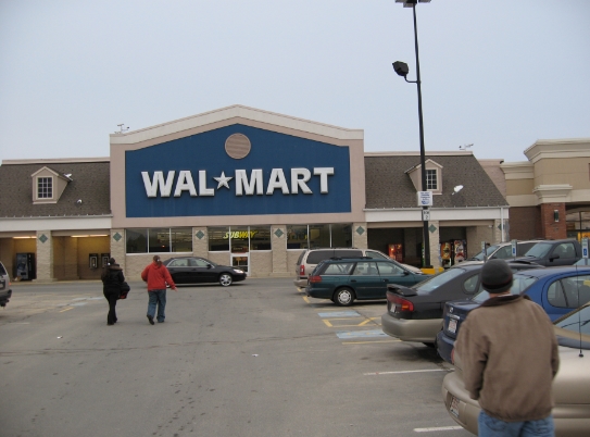 Walmart cuts another 2,000 warehouse jobs following retail store closure announcement